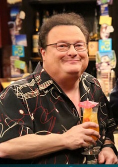 Exclusive Interview: THE EXES’ star Wayne Knight chats about Season 4 ...