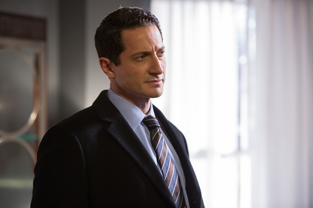 Sasha Roiz stars as Captain Sean Renard on GRIMM | © 2015 Scott Green ...