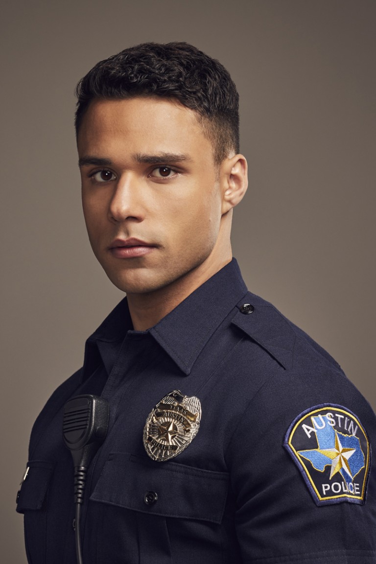 9-1-1: LONE STAR: Rafael Silva on the new 9-1-1 spin-off – Exclusive ...